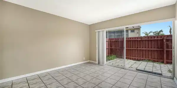 Image 4 Image 4