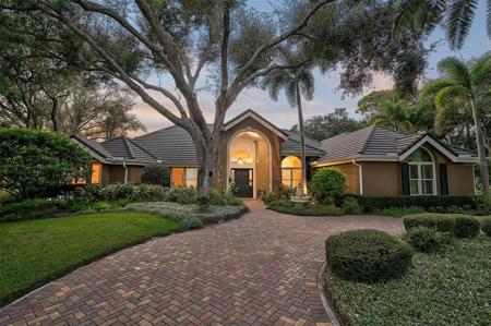 662 FERNWALK LANE