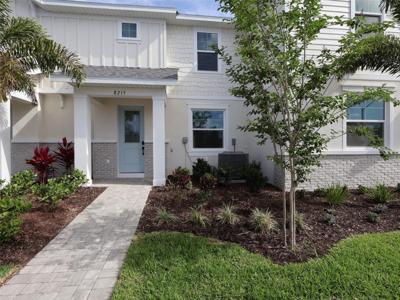 8215 SEAFLOWER PARKWAY