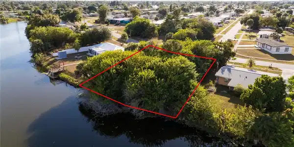 2296 STARLITE LANE