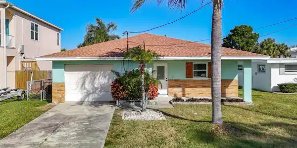 7027 MCCRAY DRIVE
