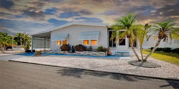 881 GRADO DRIVE