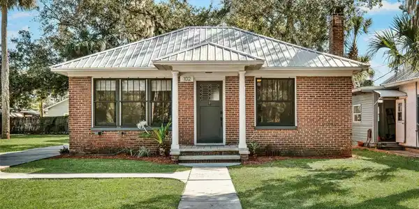 102 HAMILTON ROAD
