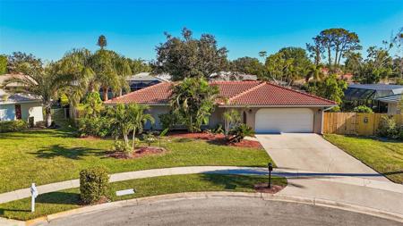 2851 HARDEE DRIVE