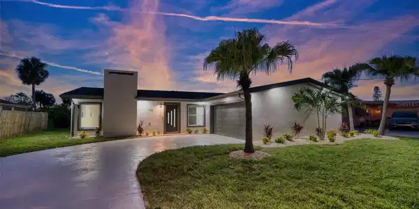 736 GRAN KAYMEN WAY