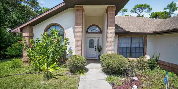 8959 HERNANDO WAY