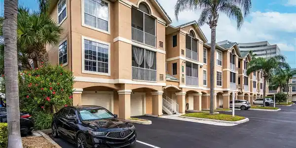 3205 BAY CLUB CIRCLE