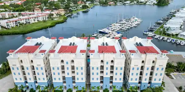 505 N TAMIAMI TRAIL