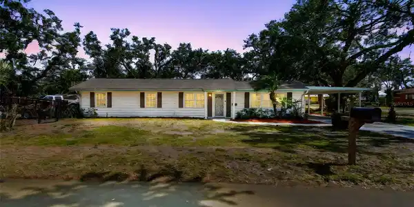 3619 ELM STREET