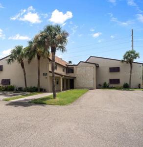7291 CLOISTER DRIVE