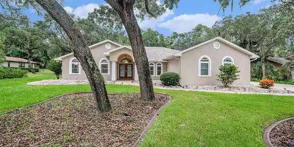 7288 ROYAL OAK DRIVE