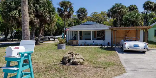 69 E BAYSHORE DRIVE