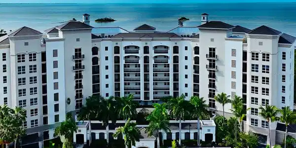 3321 SUNSET KEY CIRCLE