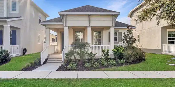 724 WINTERSIDE DRIVE