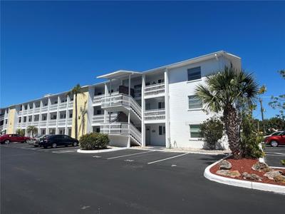 1633 LEISURE DRIVE