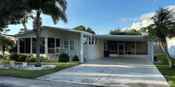 306 CYPRESS RUN COURT
