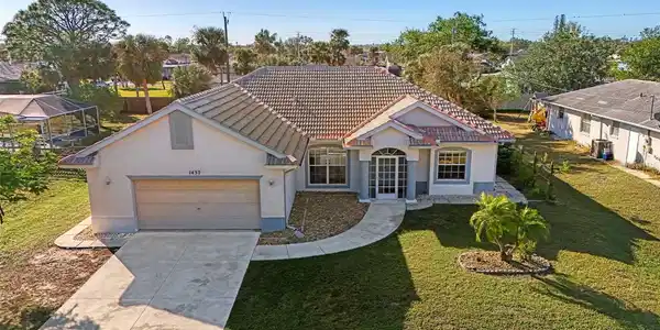 1437 KEYWAY ROAD