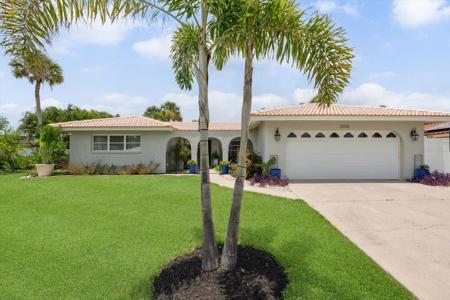2405 CARDWELL WAY
