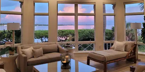 312 BAY DRIVE S