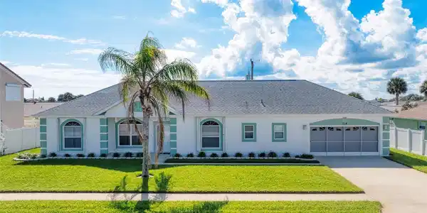 114 PENINSULA WINDS DRIVE