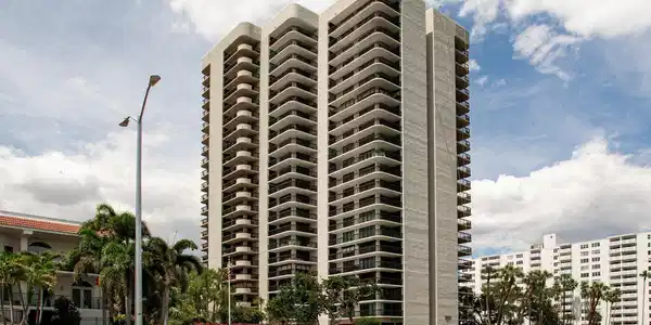 2413 BAYSHORE BOULEVARD