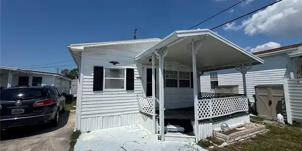 2049 CHAMPION STREET