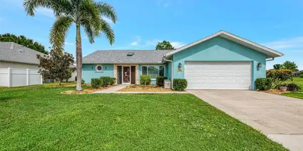 1369 VERMOUTH LANE