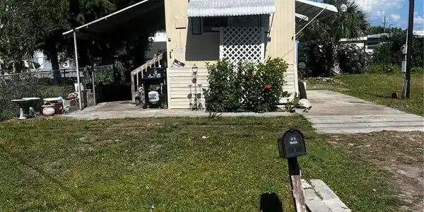 5422 VAN DOREN AVENUE