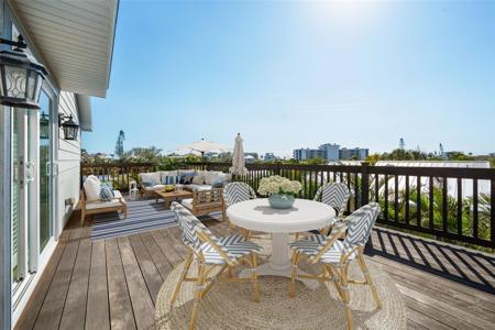 5512 AVENIDA DEL MARE