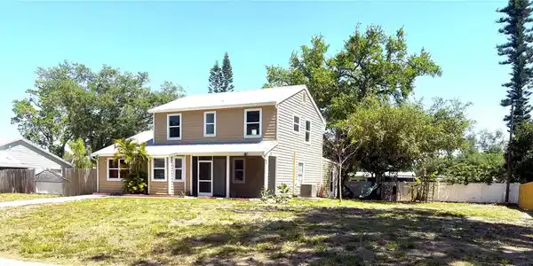 495 BURKE ROAD