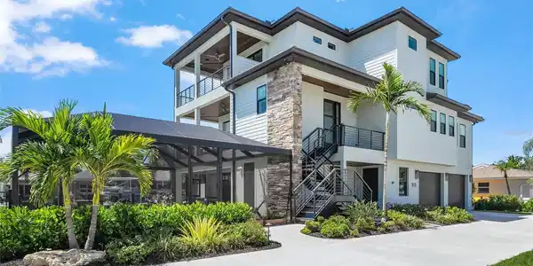 913 INLET CIRCLE