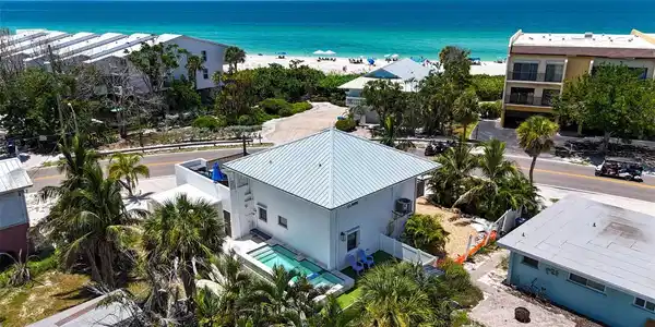 5613 GULF DRIVE