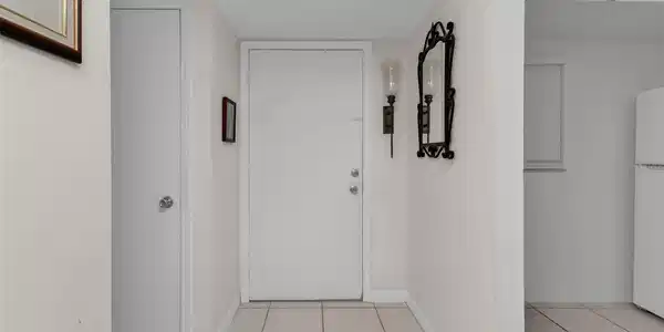 Image 4 Image 4
