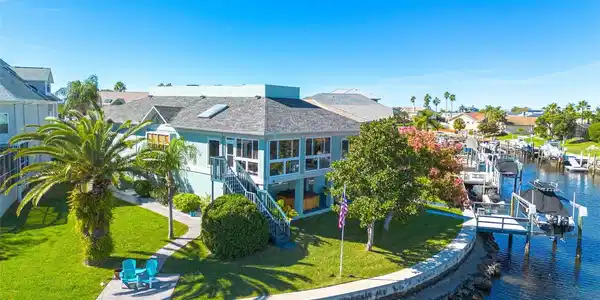 6126 SEASIDE DRIVE