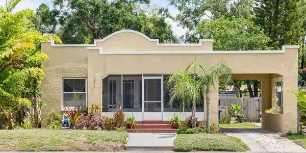 3611 W BAY TO BAY BOULEVARD
