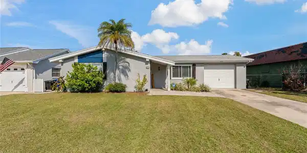 3823 SAIL DRIVE