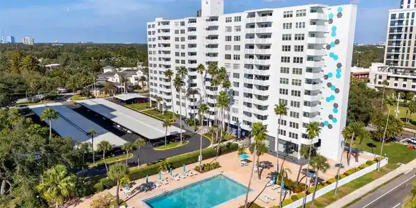 2401 BAYSHORE BOULEVARD