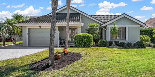 65 INLETS BOULEVARD