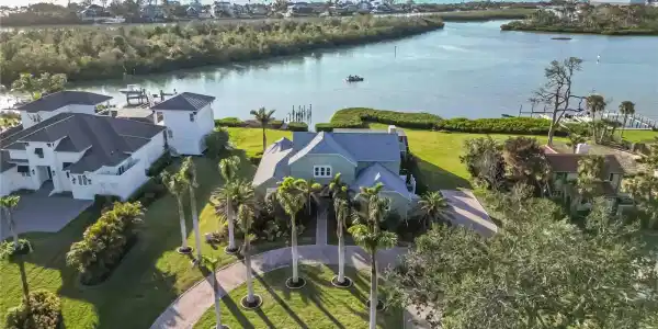 524 LYONS BAY ROAD