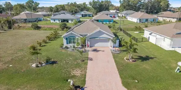 25157 ALCAZAR