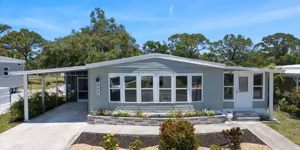 842 JOLANDA CIRCLE