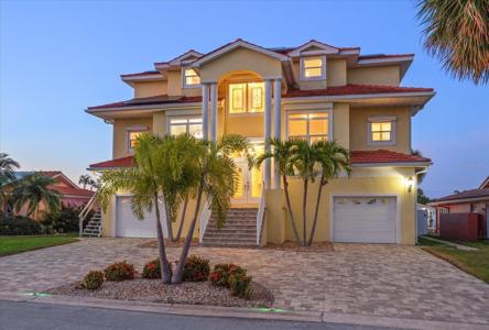 3339 SEAWAY DRIVE