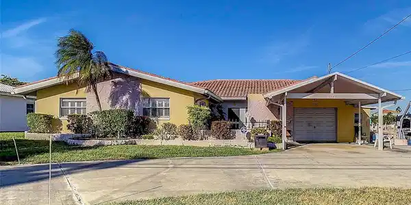 3787 FLORAMAR TERRACE