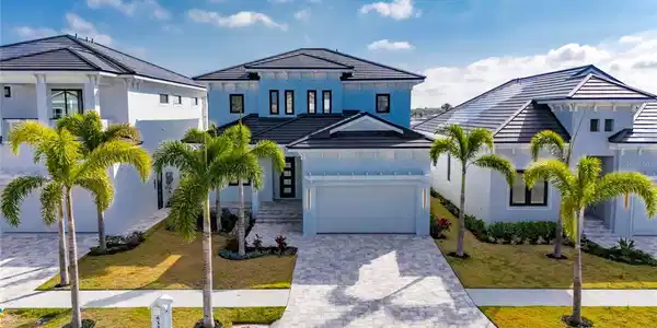 6538 SIMONE SHORES CIRCLE