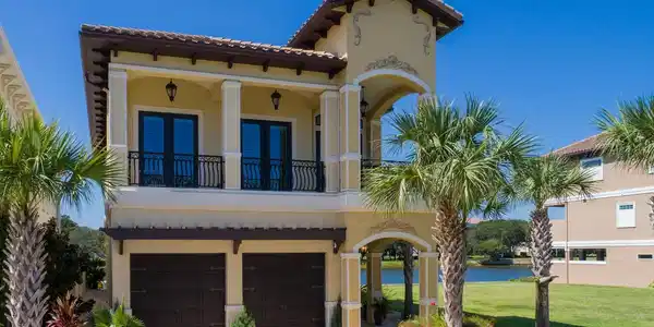 294 YACHT HARBOR DRIVE