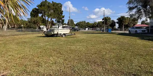 3323 SHOAL LINE BLVD LOT 4