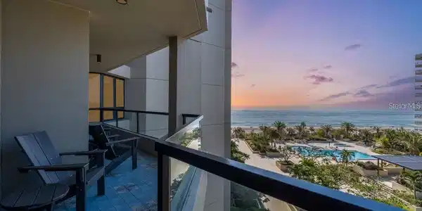 1211 GULF OF MEXICO DRIVE