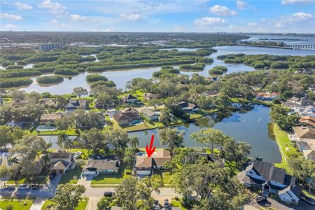 8950 BAYWOOD PARK DRIVE