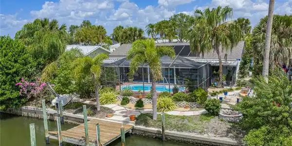 906 SAGO PALM WAY