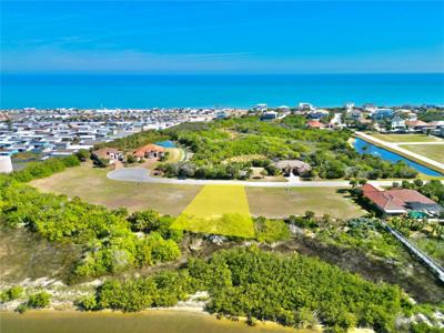 35 SHELTER COVE CIRCLE